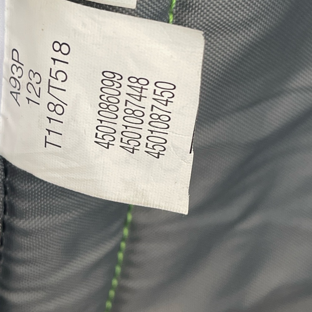 Northface Recon Squash Backpack - Picture 16 of 16